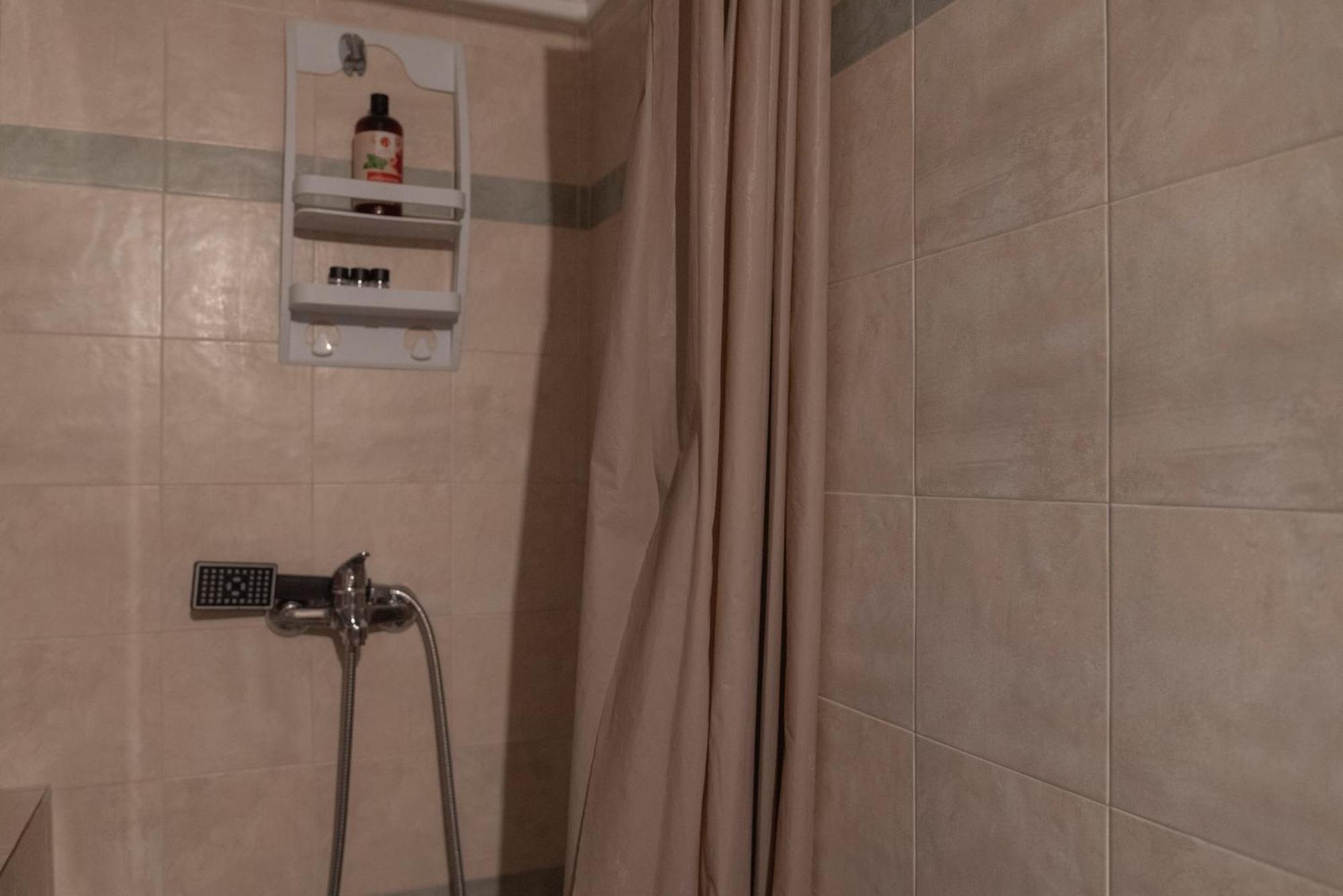 Vip Apt. Pezodromos Kalamarias Tesalonika Bagian luar foto