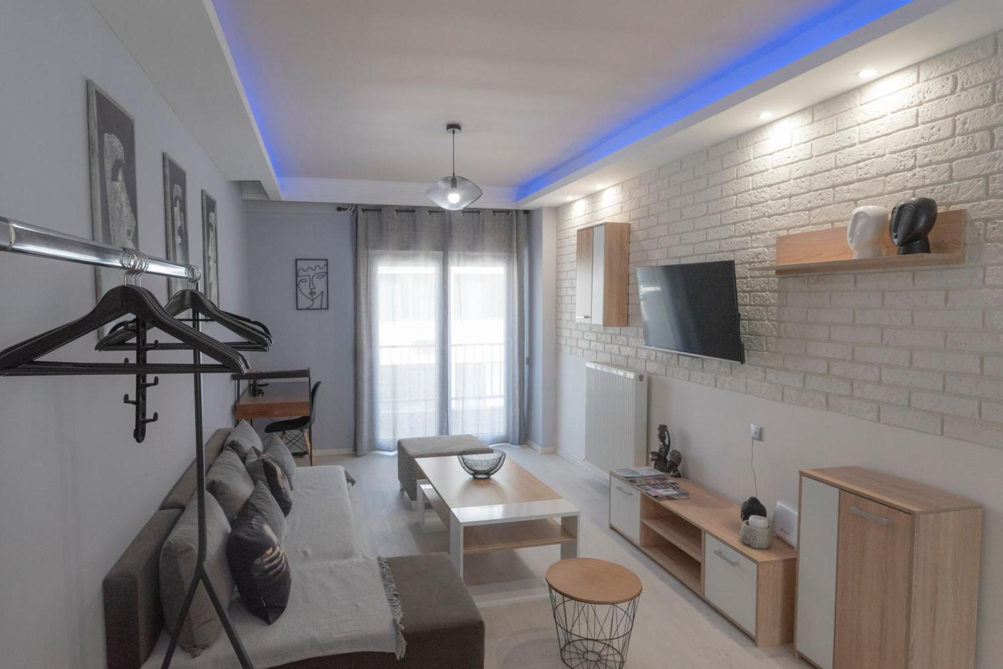 Vip Apt. Pezodromos Kalamarias Tesalonika Bagian luar foto