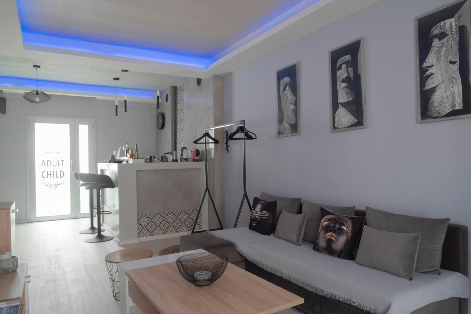 Vip Apt. Pezodromos Kalamarias Tesalonika Bagian luar foto