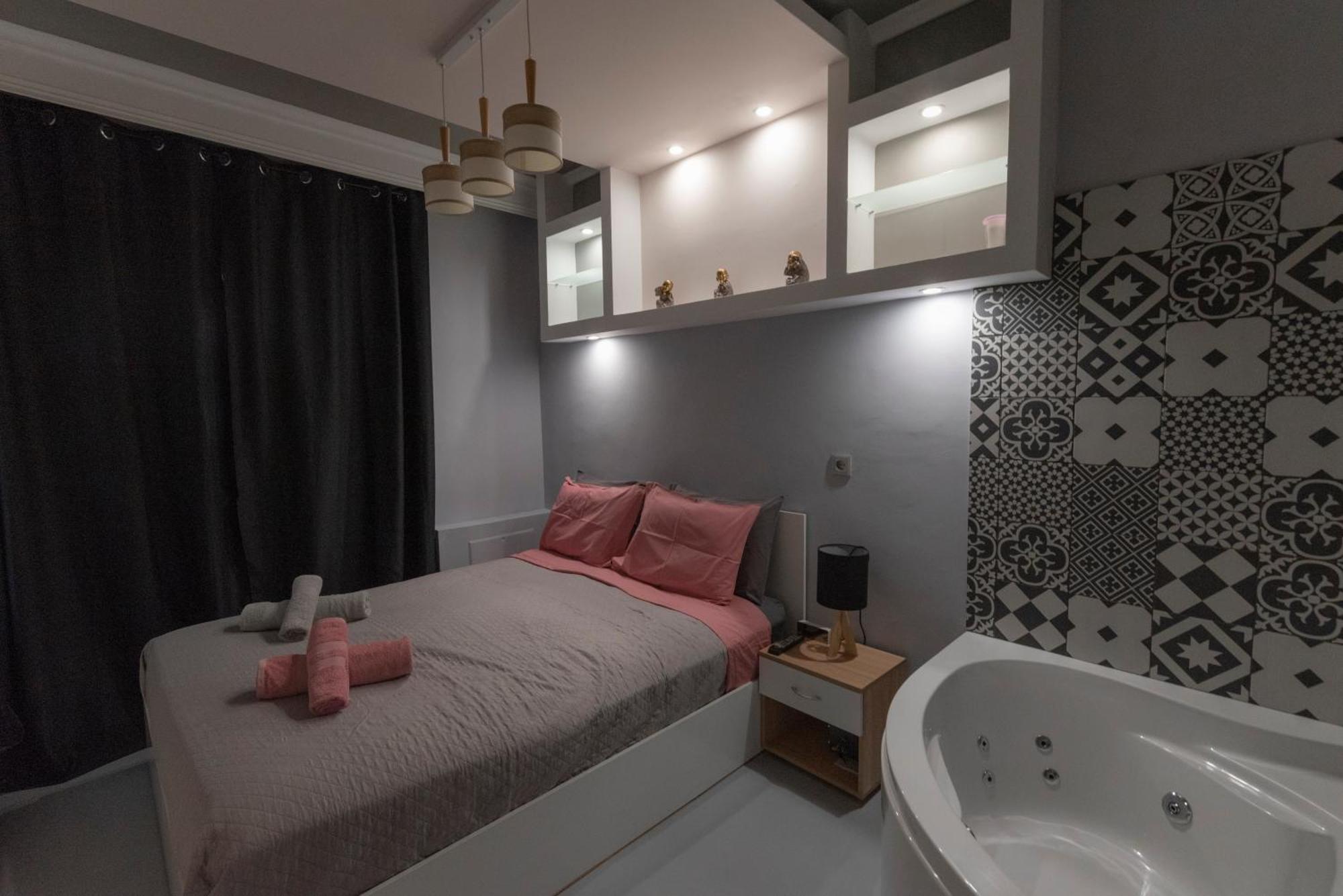 Vip Apt. Pezodromos Kalamarias Tesalonika Bagian luar foto